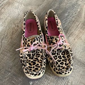 Cheetah print sperrys